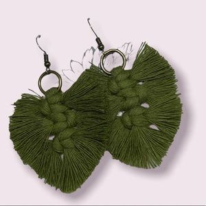 Macramé Leaf Earrings